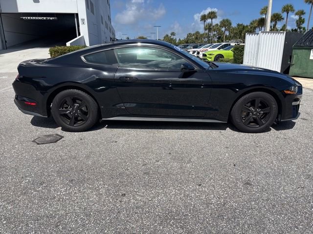 Certified 2020 Ford Mustang Coupe image 4