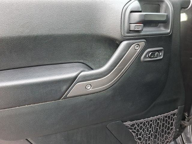 Used 2018 Jeep Wrangler Unlimited Sport S image 12