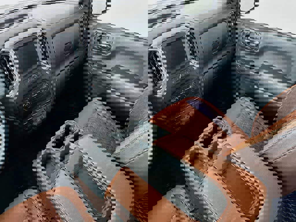 Used 2020 Chevrolet Silverado 1500 Custom Trail Boss w/ Infotainment Package image 14