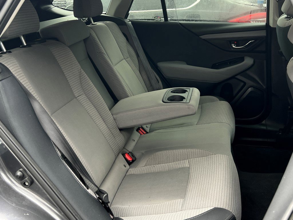 Used 2022 Subaru Outback Premium image 12