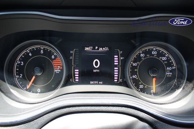 Used 2021 Jeep Cherokee Latitude Plus FWD image 24