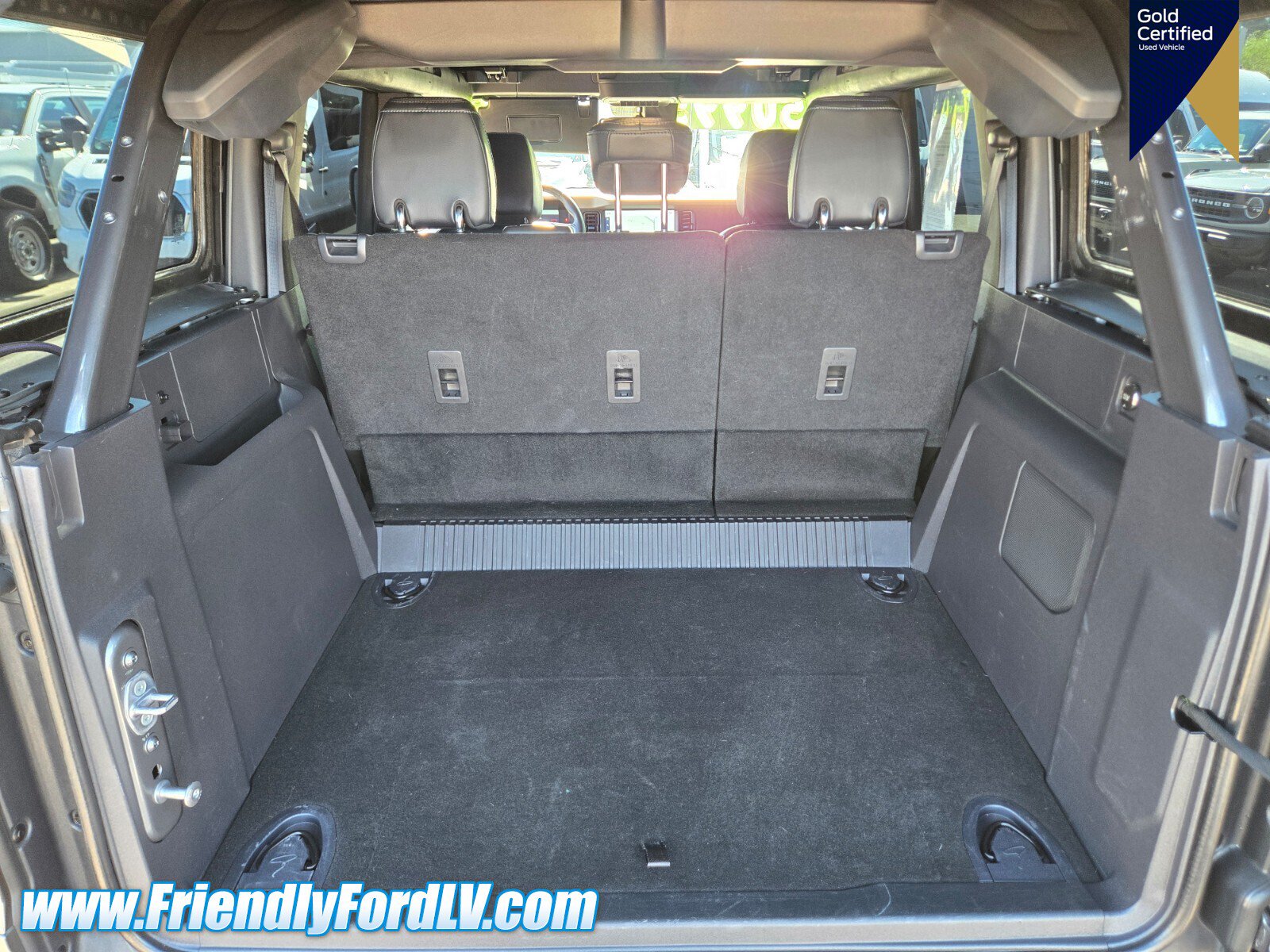 Certified 2023 Ford Bronco Wildtrak AWD/4WD image 11