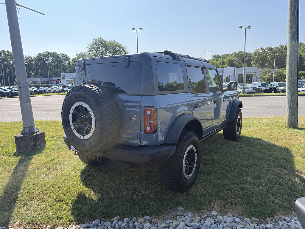 Certified 2023 Ford Bronco Badlands w/ Sasquatch Package AWD/4WD image 4