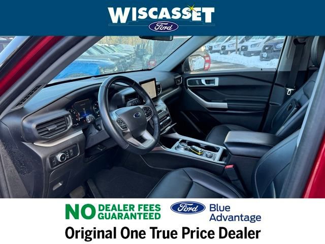 Certified 2022 Ford Explorer XLT w/ Equipment Group 202A image 11