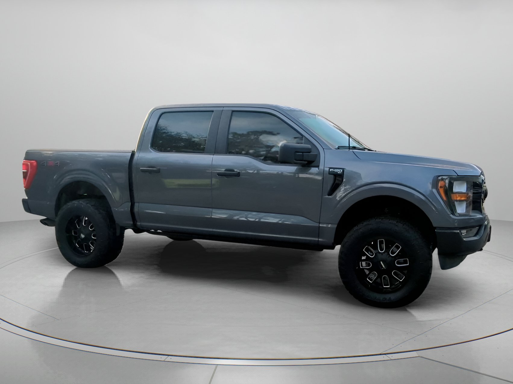 Certified 2023 Ford F150 XLT w/ Bed Utility Package AWD/4WD image 35