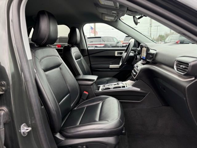 Certified 2023 Ford Explorer XLT w/ Equipment Group 202A image 19