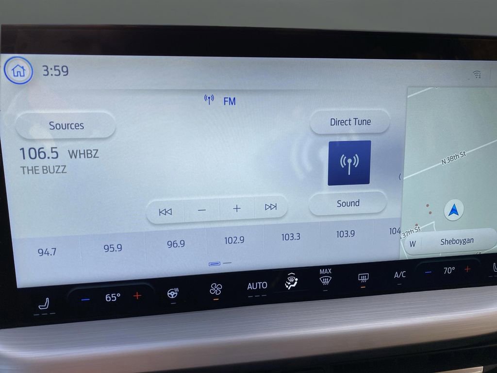 Certified 2025 Ford Escape Platinum image 21