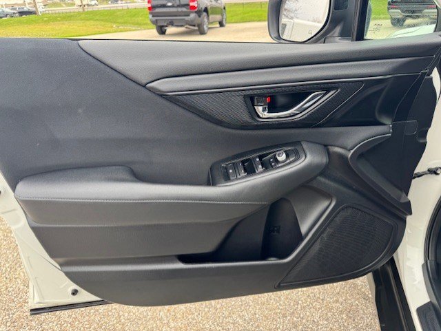 Used 2025 Subaru Outback Premium image 11