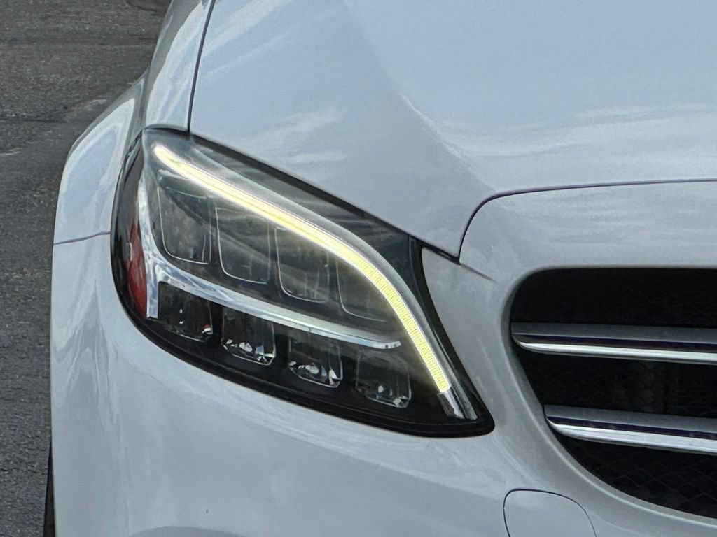 Used 2021 Mercedes-Benz C 300 4MATIC Sedan image 4