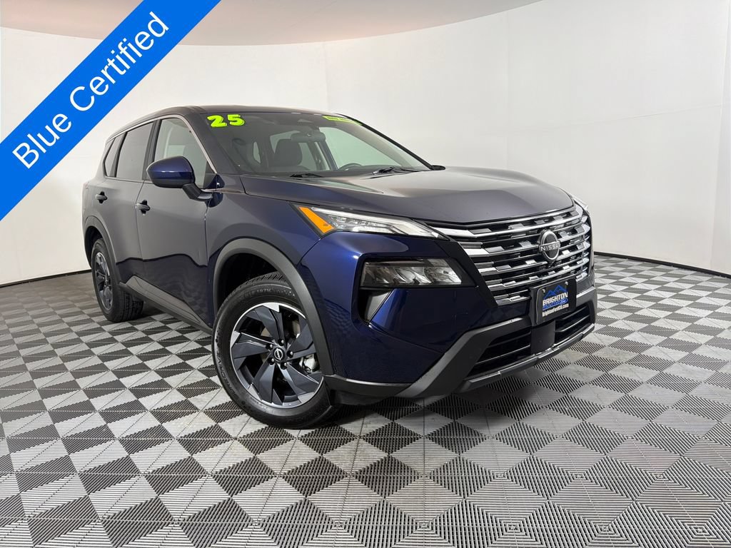 Used 2025 Nissan Rogue SV FWD image 1