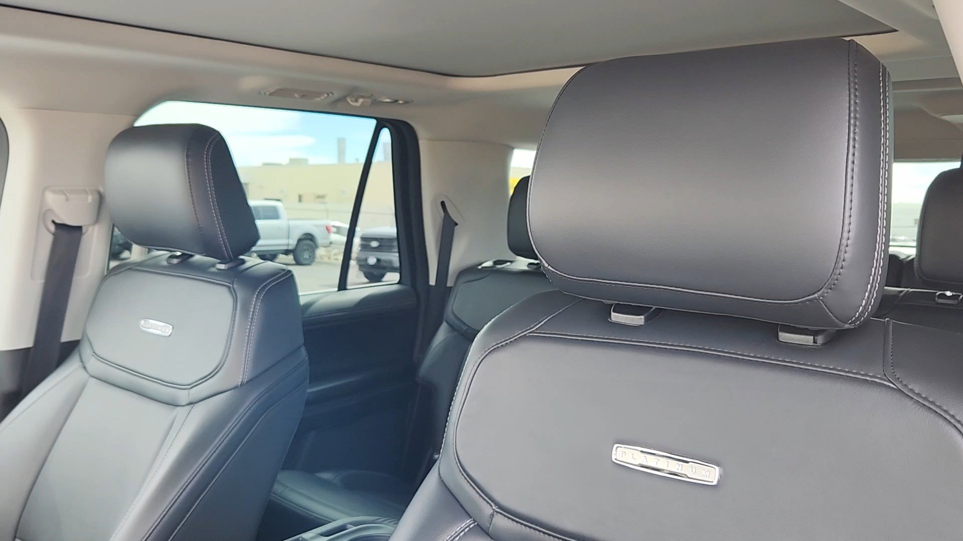 Certified 2025 Ford Expedition Max Platinum image 10