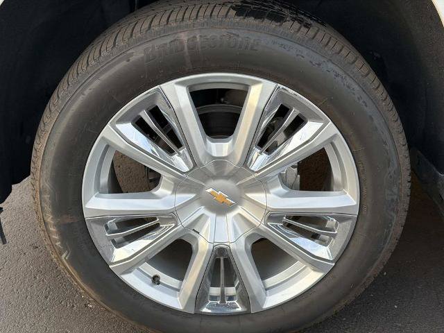 Used 2022 Chevrolet Silverado 1500 High Country w/ High Country Premium Package AWD/4WD image 14