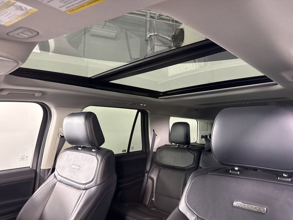 Certified 2025 Ford Expedition Platinum AWD/4WD image 16