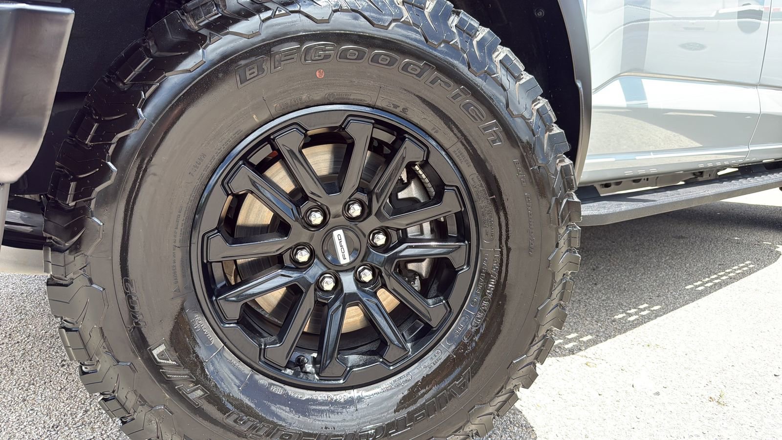 Certified 2024 Ford F150 Raptor AWD/4WD image 30