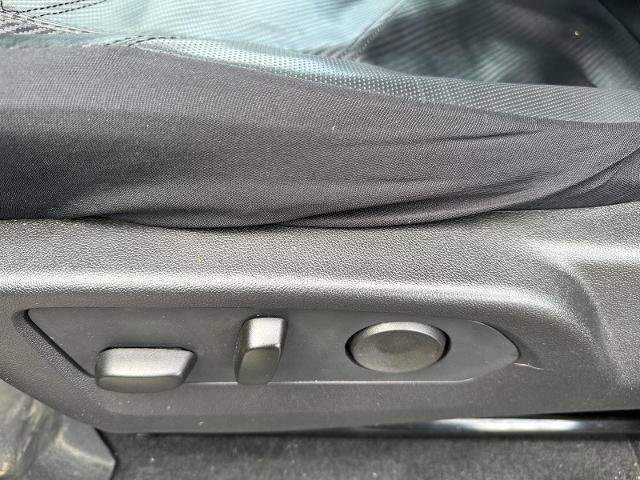 Used 2026 Chevrolet Colorado W/T w/ Advanced Trailering Package image 12