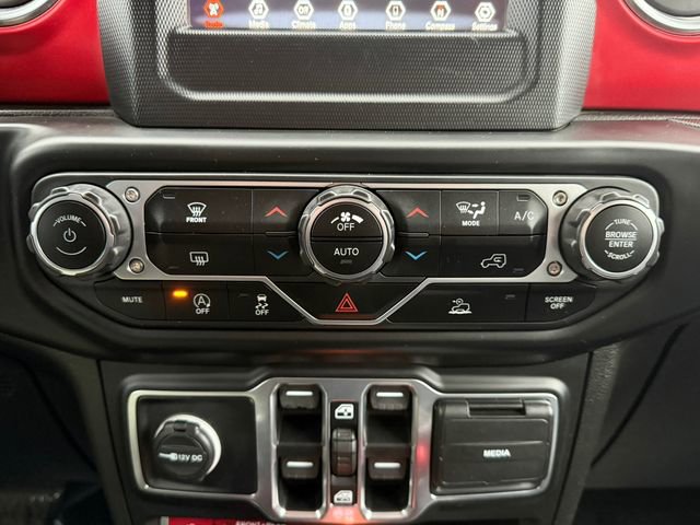 Used 2020 Jeep Gladiator Rubicon w/ Trailer Tow Package AWD/4WD image 24
