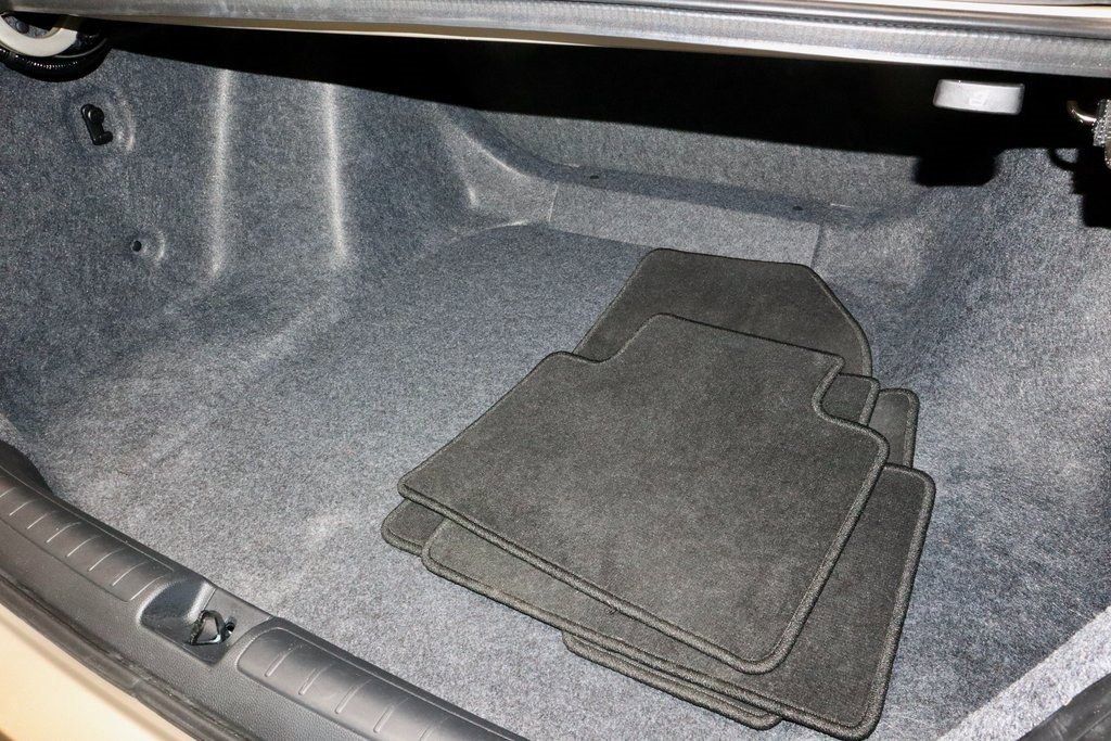 Used 2020 Honda Accord LX image 12