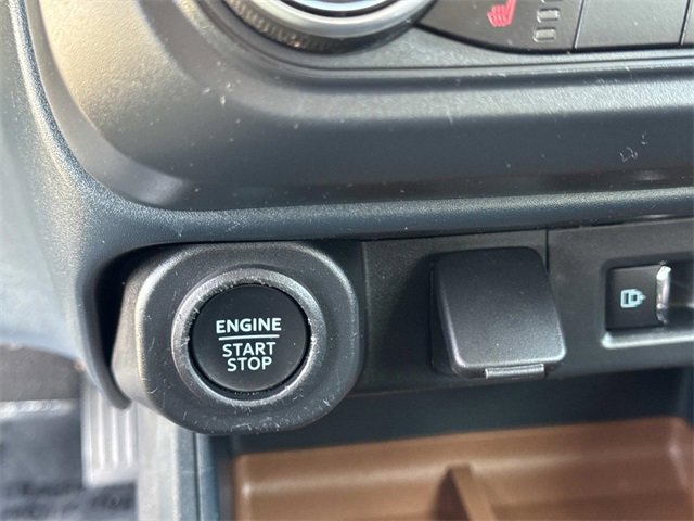 Certified 2022 Ford Maverick Lariat w/ Lariat Luxury Package image 17