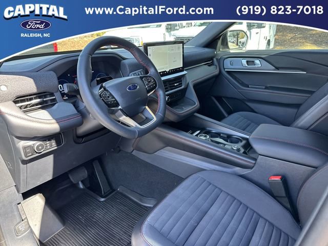Certified 2025 Ford Explorer ST-Line w/ Premium Package image 18