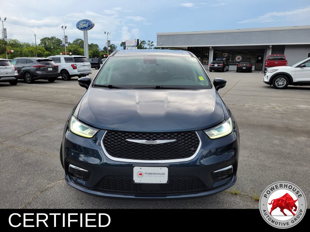 Used 2023 Chrysler Pacifica Touring-L FWD image 10