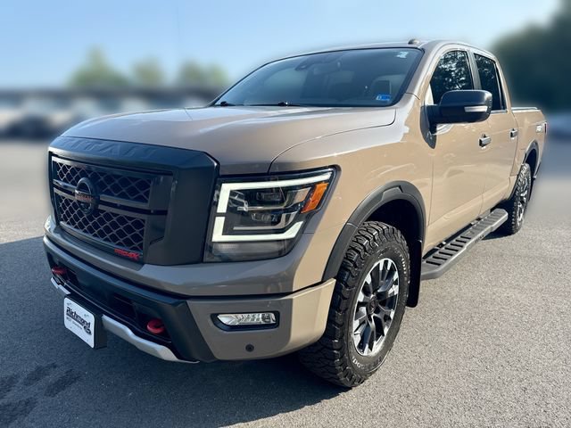 Used 2021 Nissan Titan PRO-4X w/ Pro-4x Convenience Package AWD/4WD image 1
