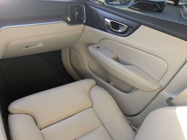 Used 2020 Volvo V60 T5 Inscription FWD image 17