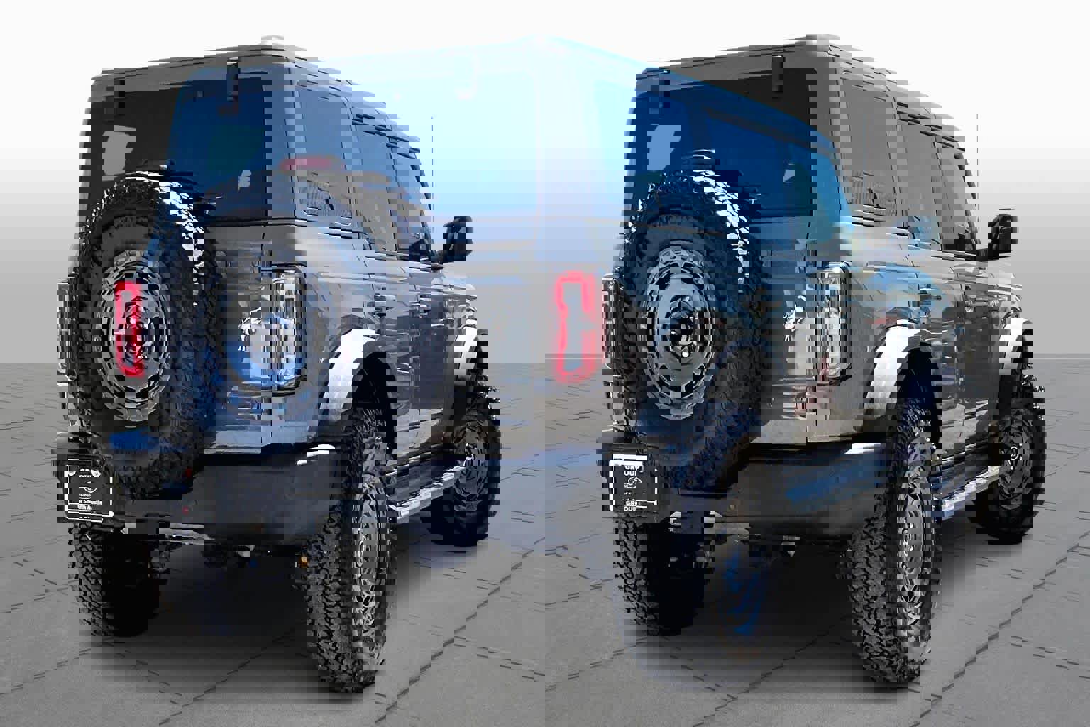 Certified 2025 Ford Bronco Outer Banks w/ Sasquatch Package image 3