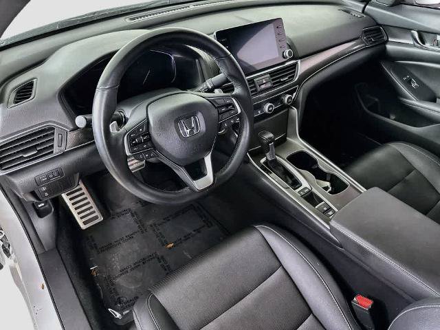 Used 2019 Honda Accord Sport image 2
