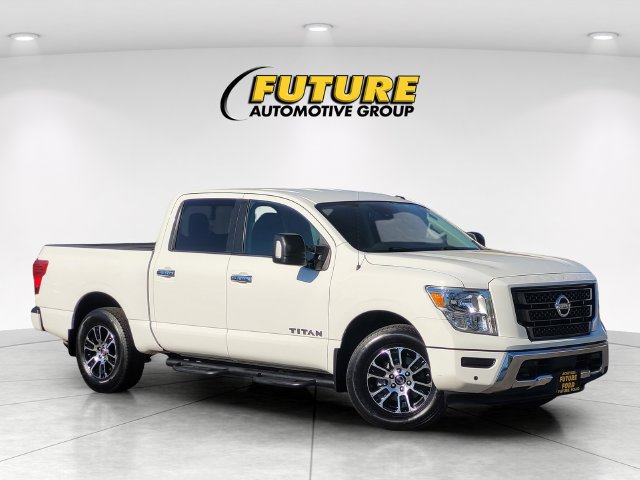Used 2021 Nissan Titan SV w/ SV Convenience Package AWD/4WD image 1