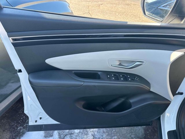 Used 2023 Hyundai Tucson SEL image 16