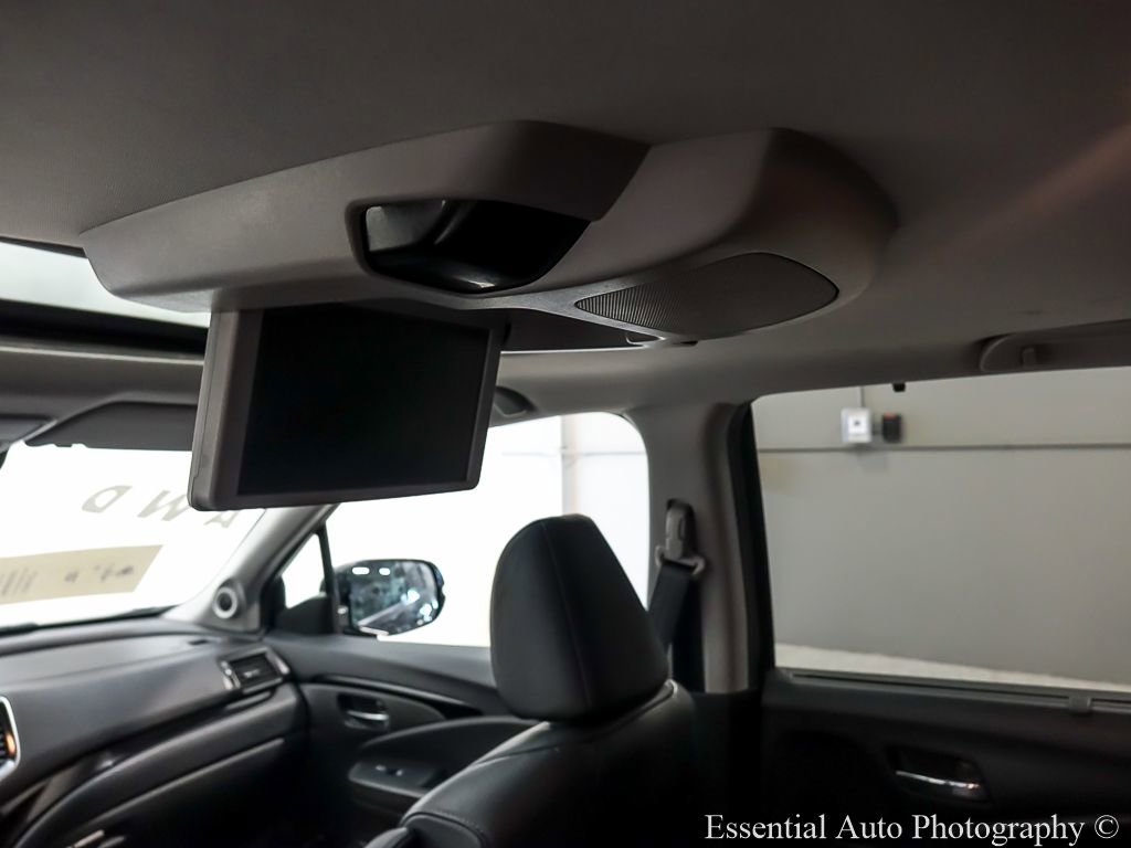 Used 2020 Honda Pilot Touring image 15