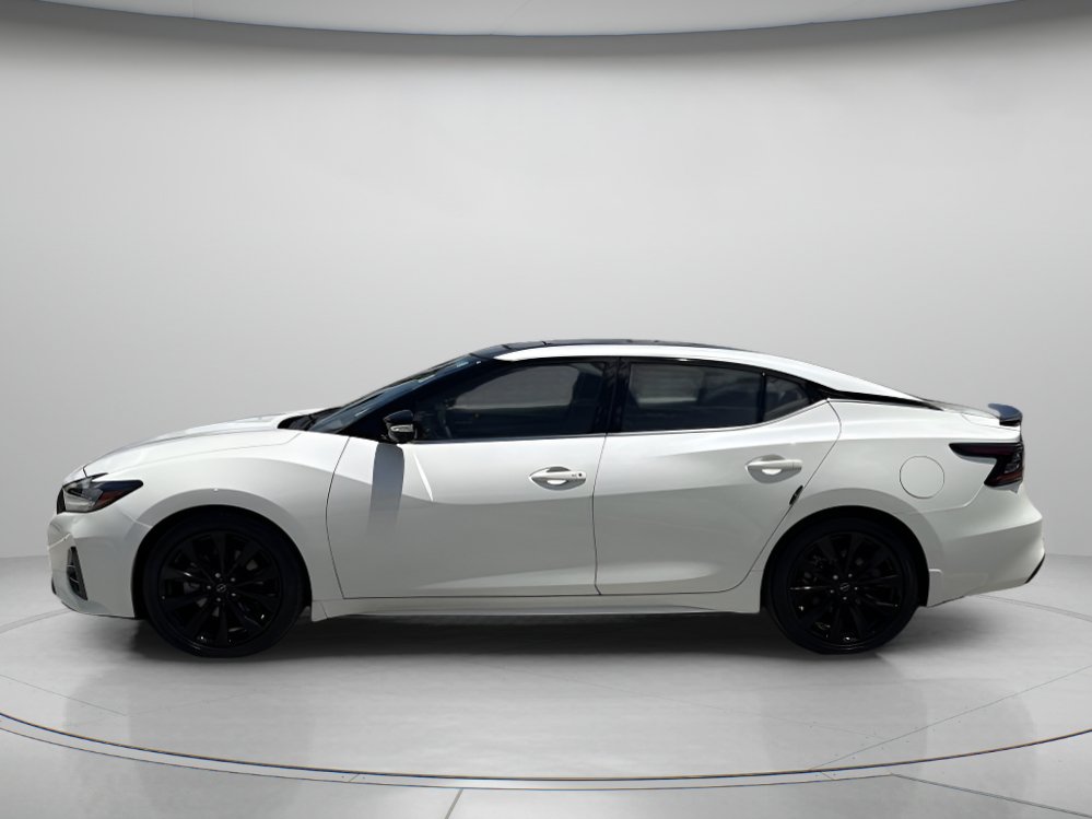 Used 2023 Nissan Maxima SR w/ Sport Mat Group FWD image 5