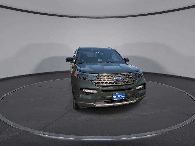 Certified 2022 Ford Explorer King Ranch AWD/4WD image 3