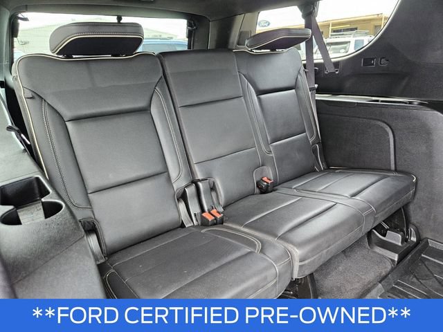 Used 2021 Chevrolet Suburban Premier AWD/4WD image 15