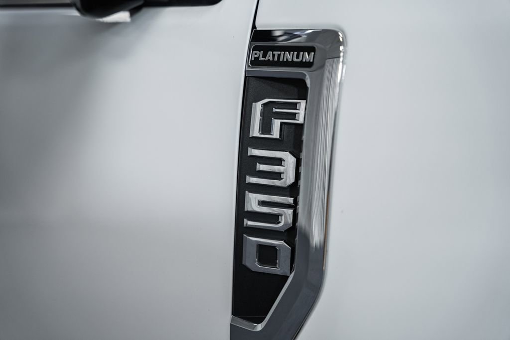 Certified 2020 Ford F350 Platinum w/ FX4 Off-Road Package image 11