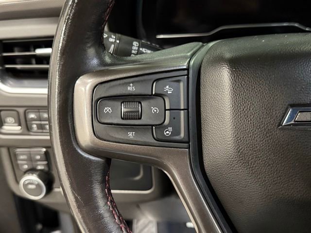 Used 2022 Chevrolet Suburban RST w/ Luxury Package image 20