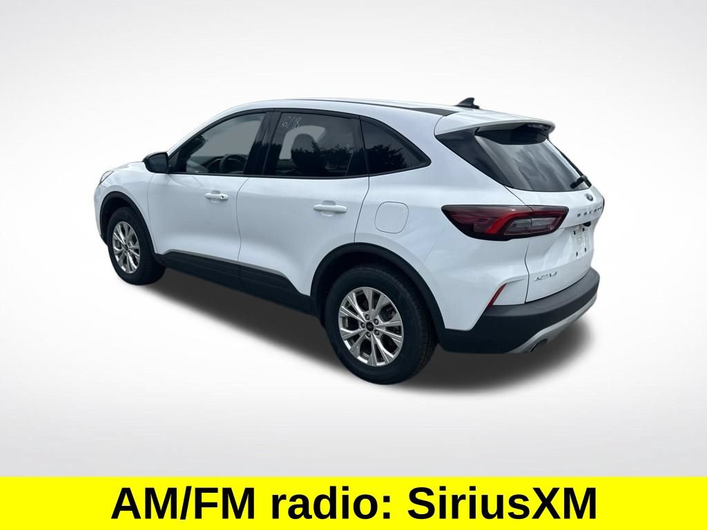 Certified 2025 Ford Escape Active AWD/4WD image 3