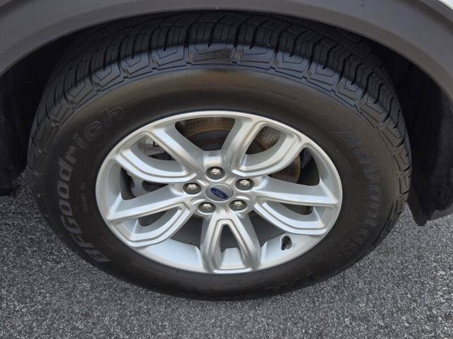 Certified 2021 Ford Explorer 2WD w/ Class III Trailer Tow Package image 21