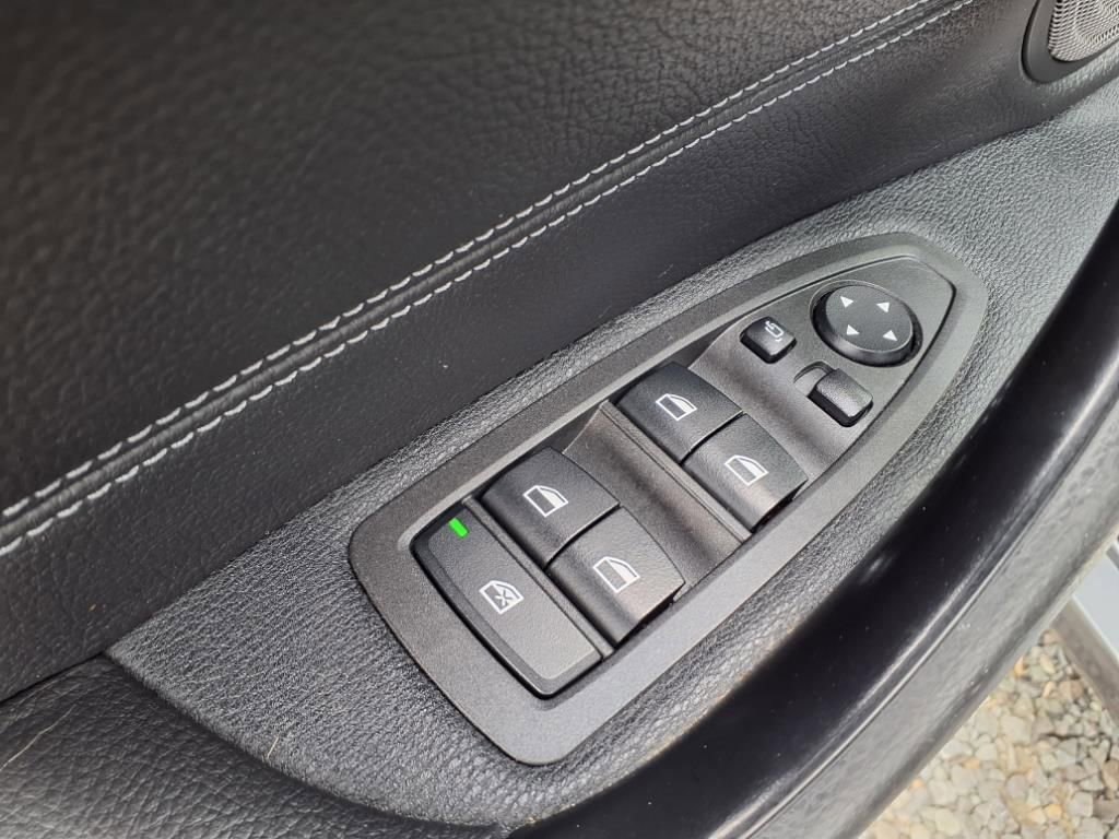 Used 2020 BMW X2 xDrive28i w/ M Sport X Package image 12