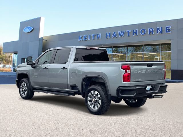 Used 2025 Chevrolet Silverado 2500 Custom w/ Custom Value Package AWD/4WD image 4