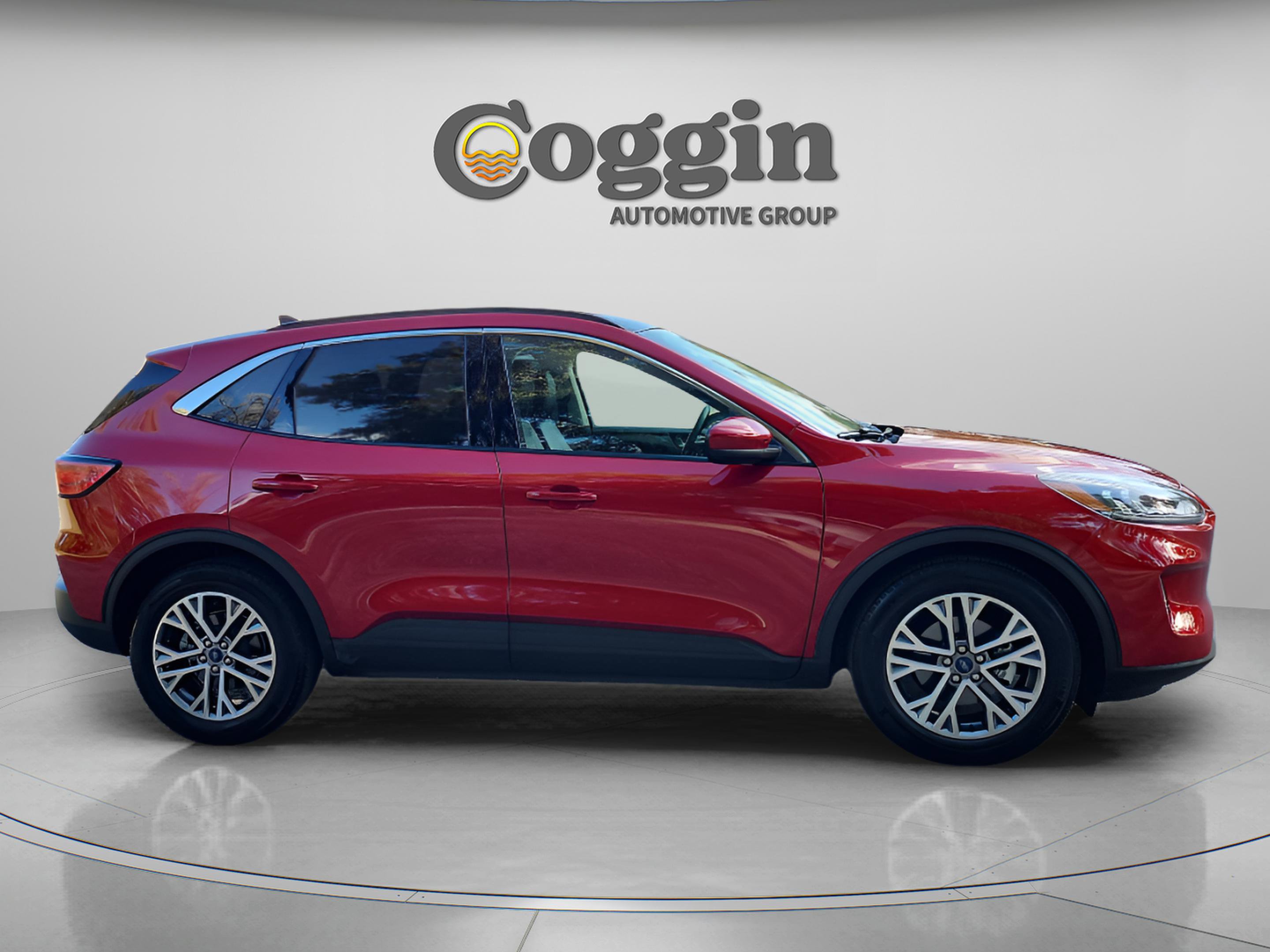 Certified 2022 Ford Escape SEL image 6