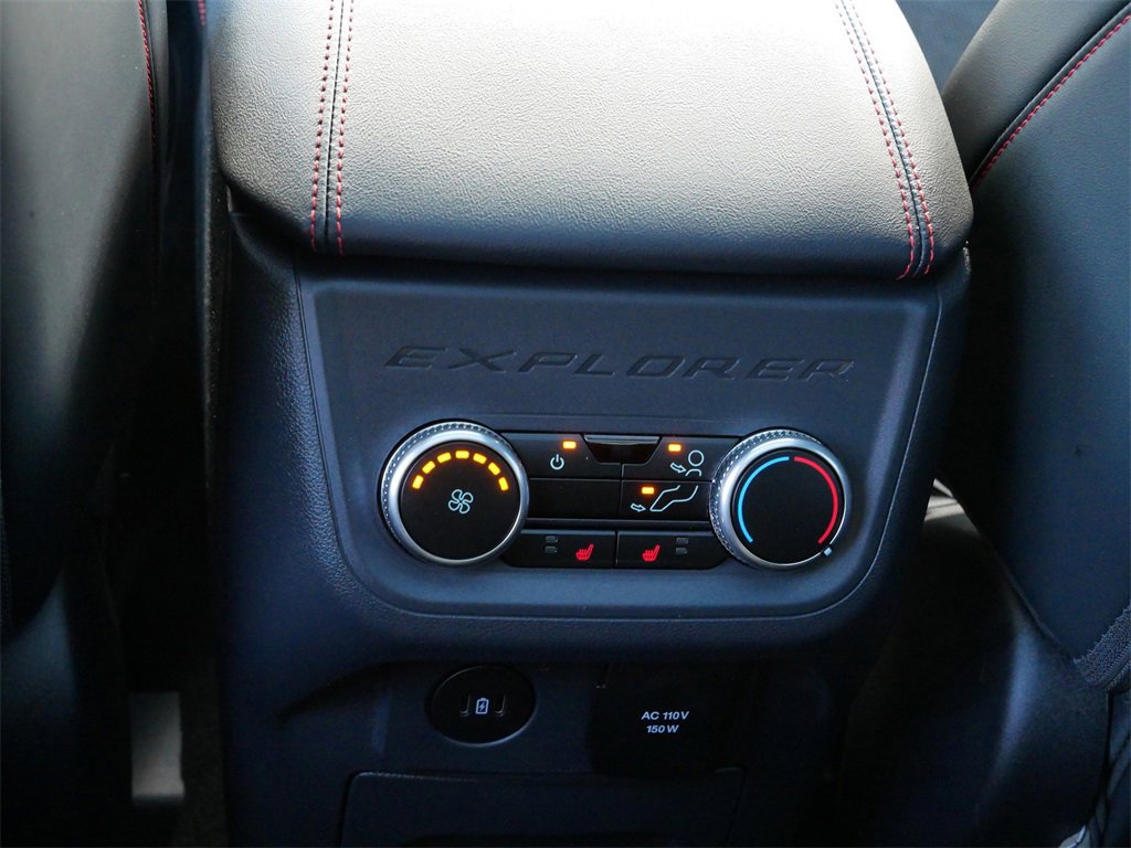 Certified 2025 Ford Explorer ST image 15