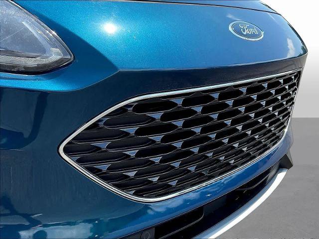 Certified 2020 Ford Escape Titanium AWD/4WD image 35