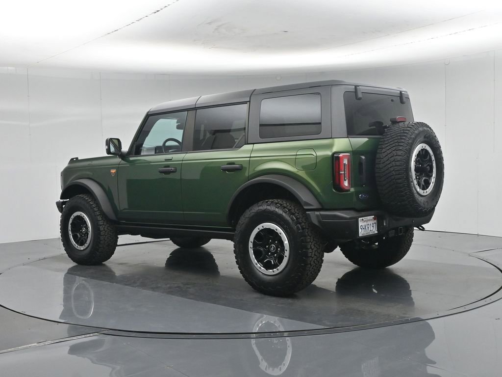 Certified 2023 Ford Bronco Badlands w/ Sasquatch Package AWD/4WD image 31