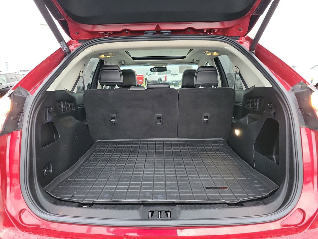 Certified 2020 Ford Edge SEL w/ Convenience Package image 10