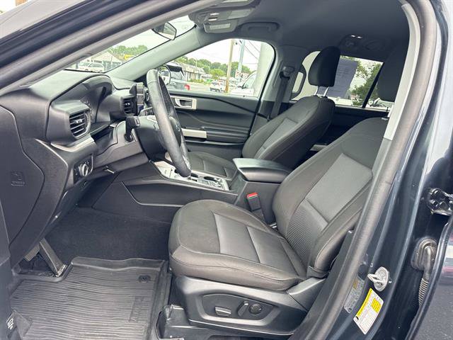 Certified 2023 Ford Explorer XLT AWD/4WD image 7