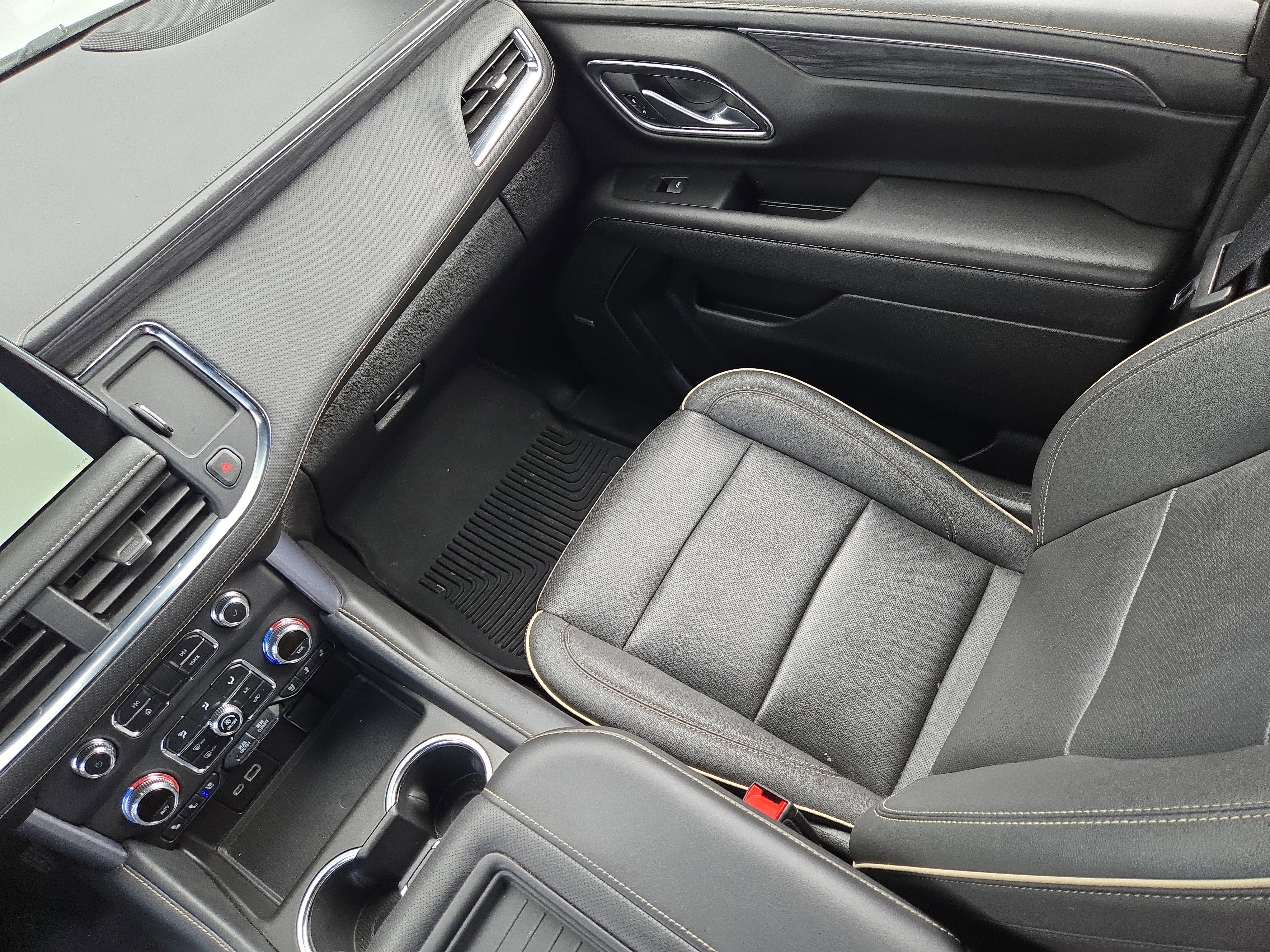 Used 2023 GMC Yukon SLT image 16