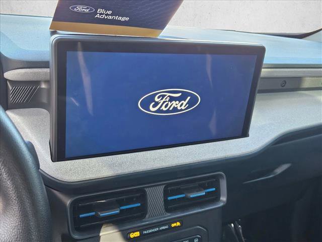 Certified 2025 Ford Maverick XLT w/ 4K Tow Package AWD/4WD image 13