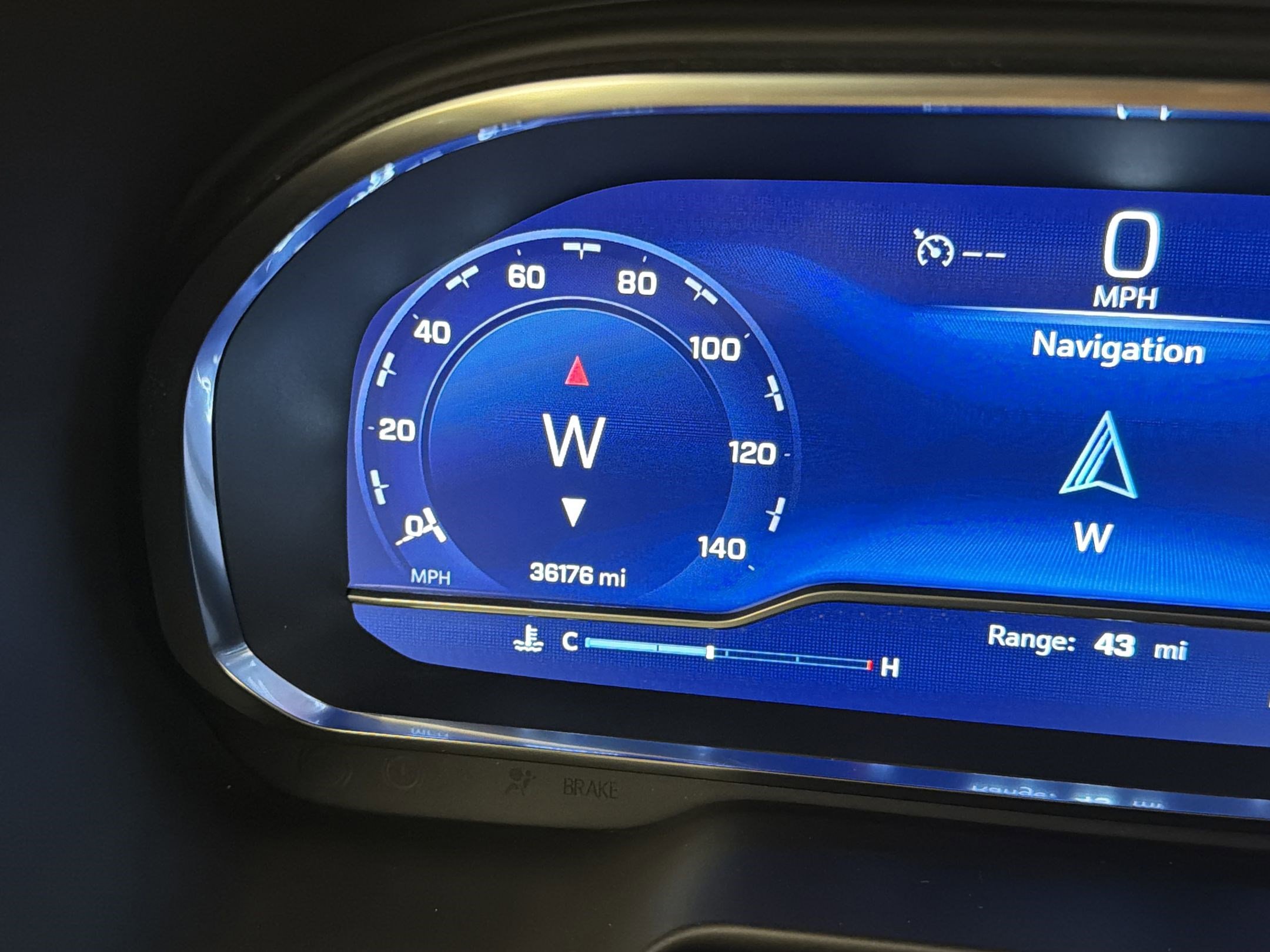 Used 2023 Chevrolet Tahoe LT w/ Luxury Package image 18