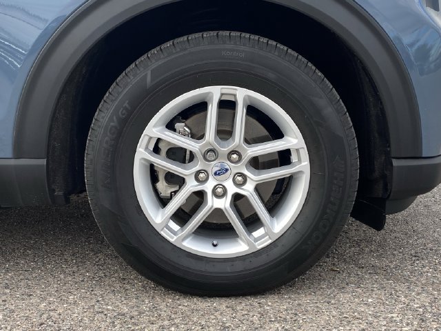 Certified 2025 Ford Explorer Active AWD/4WD image 12